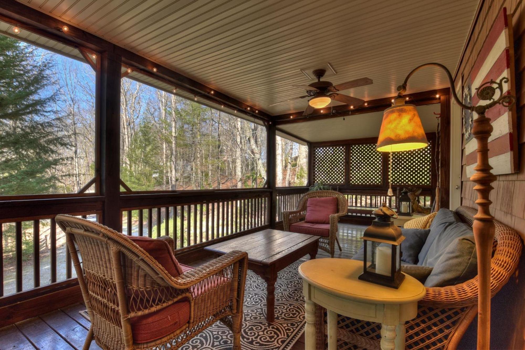 Southern Living Cottage Cozy Up By The Fire Relax On The Porch And Enjoy Peaceful Surroundings Blue Ridge Eksteriør billede